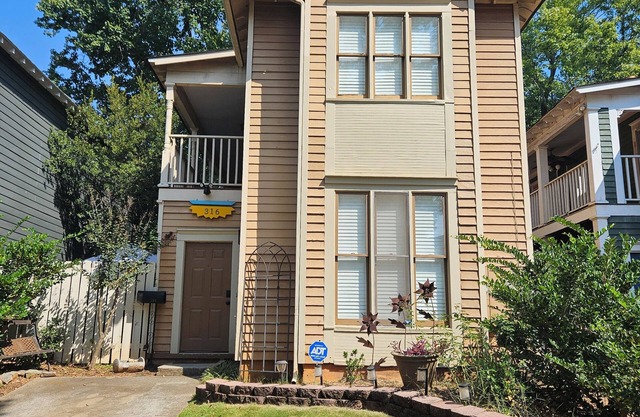 Charming Historic Grant Park Home/Atlanta Gem! Must See!