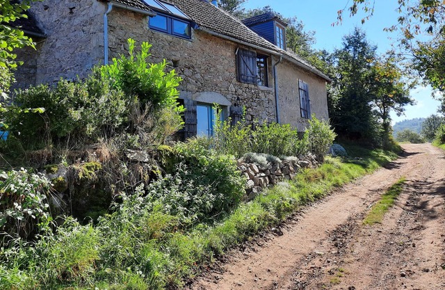Charming holiday home in the De Morvan nature park in Burgundy
