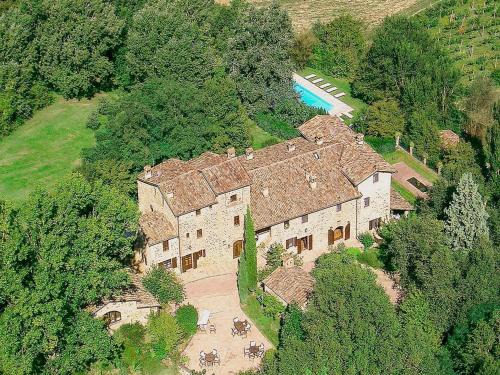 Charming House in Tuscany with Pool
