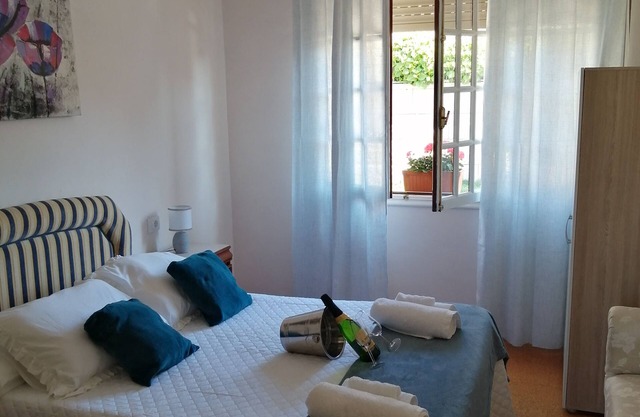 "Charming house with fireplace, private swimming pool and garden in Ponteareas, Galicia"