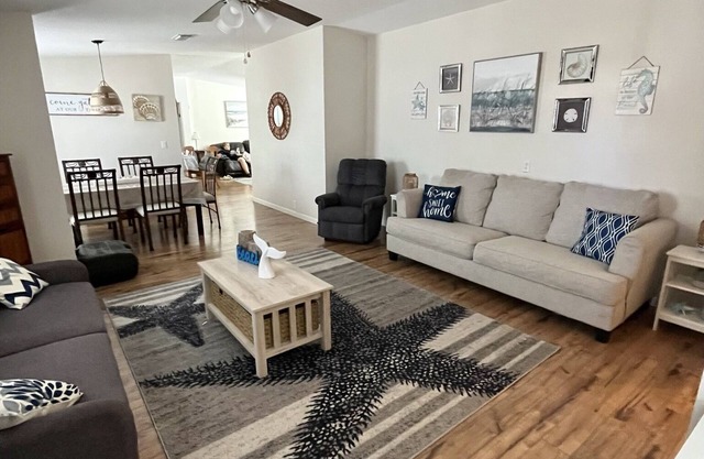 Charming Key Largo Retreat - Near Marinas, Beaches, Pickleball Courts, and Parks