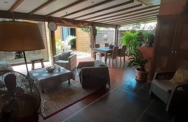 Charming lodge type apartment next to the beach