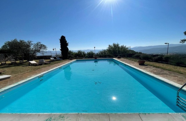 Charming mansion with large pool, expansive grounds