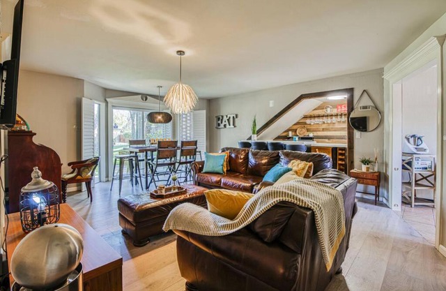 Charming Oasis Apartment