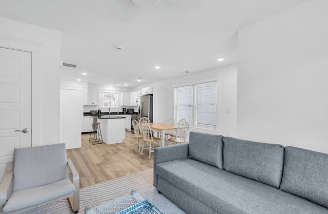 Charming ocean block townhouse