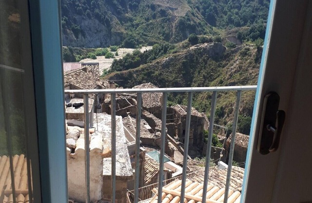 Charming renovated apartment in pictoresque village