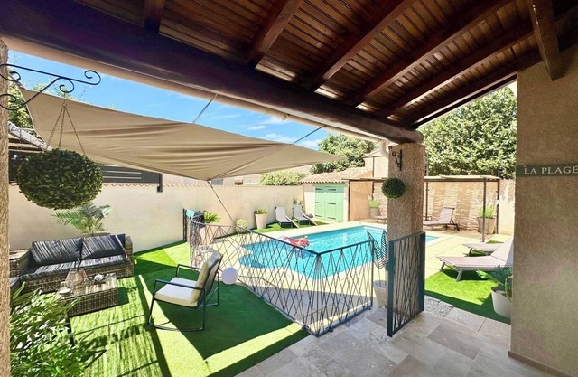 Charming renovated house: Heated, Pétanque, Garden, and Quiet.