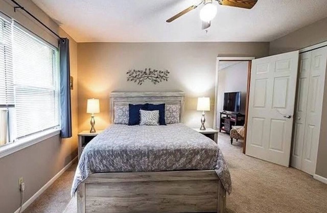 Charming Retreat 1-bedroom house in peaceful Mills River