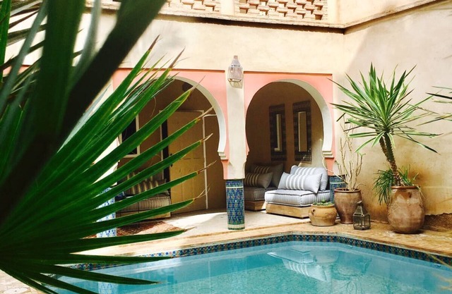 Charming Riad in the heart of the Kasbah ramparts with swimming pool jacuzzi hamam