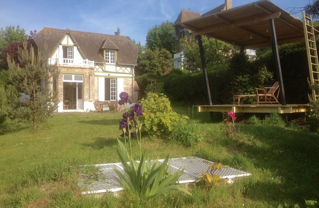 Charming see side house in Dieppe