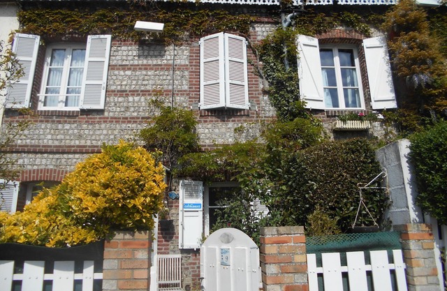 charming south facing fisherman's house, quiet and sunny