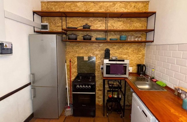 Charming spacious apartment in delightful Johannesburg with WiFi, Patio