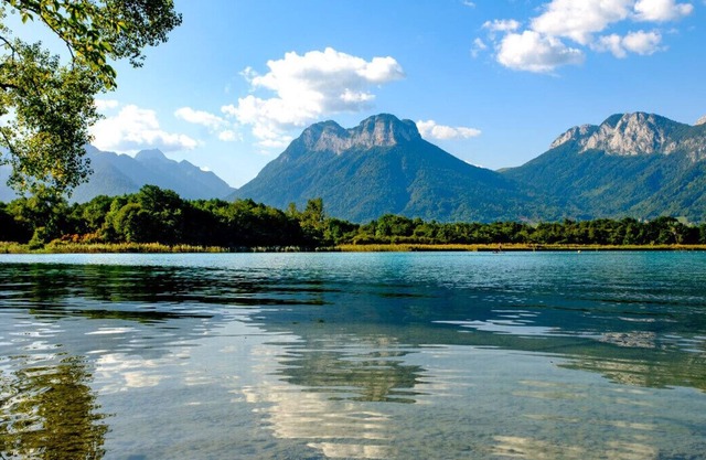 Charming studio on the ground floor on the shores of Lake Annecy