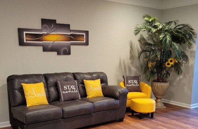 Charming & Stylish TH mins away from Atl Airport