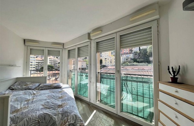 Charming T2 with Wifi near city center