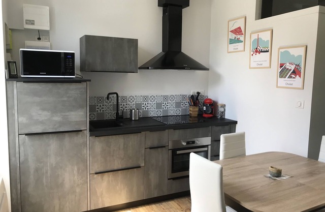 Charming town house, 25 minutes from Puy Du Fou