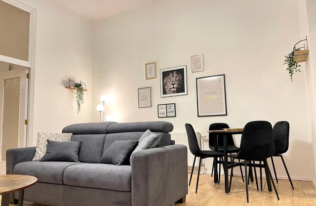 Charming Uccle - 1 Bedroom APT Brussels