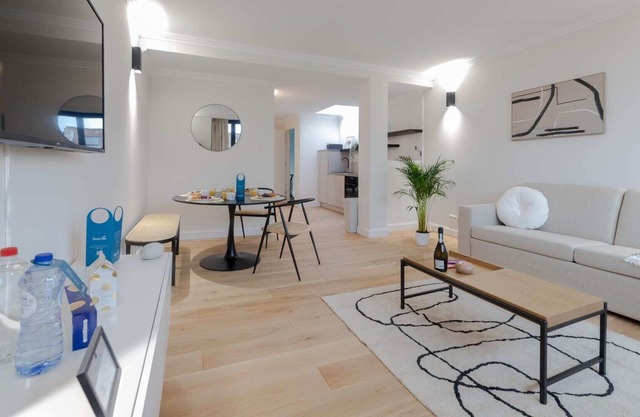 Chatelain VII - One Bedroom Apartment, Sleeps 4