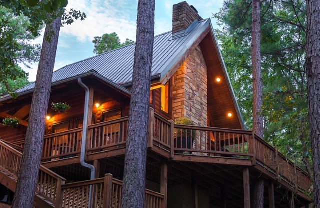 Chautauqua (2-Bedroom Cabin) by RedAwning