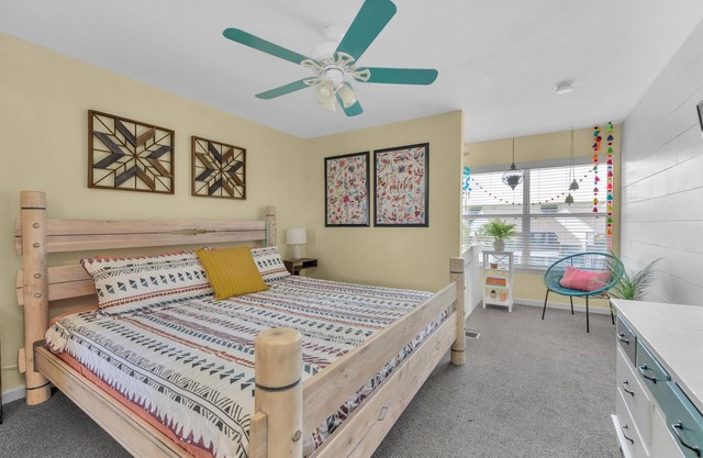 Cheerful 1BR on the Island w/King Bed