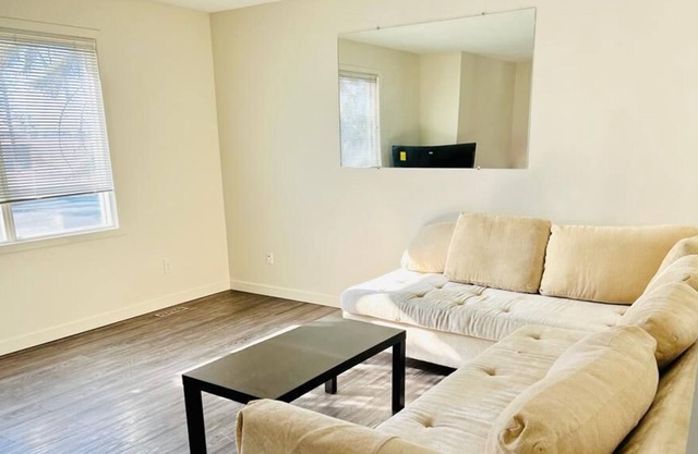 Cheerful 3 Bedroom townhouse