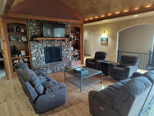 Cherry on top lodge