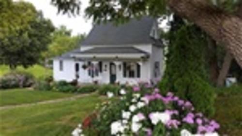 Chestnut Cottage LLC