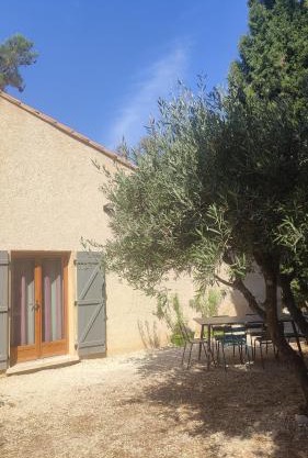 Chez Isa et Ray, un gîte en Provence