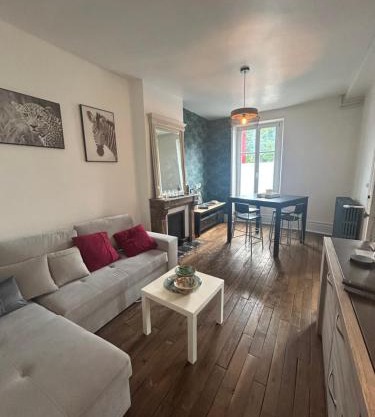 Chez Léa-Magnifique maison au centre-ville