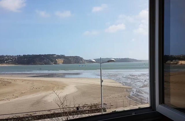 Chez Nany- Cosy duplex on Morgat harbour