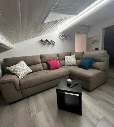 Chianti LOFT Garden free parking to San Gimignano