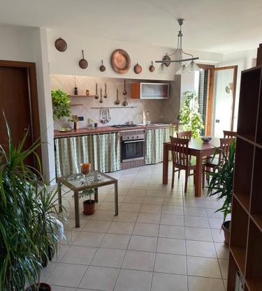 Chianti Roses Monteriggioni