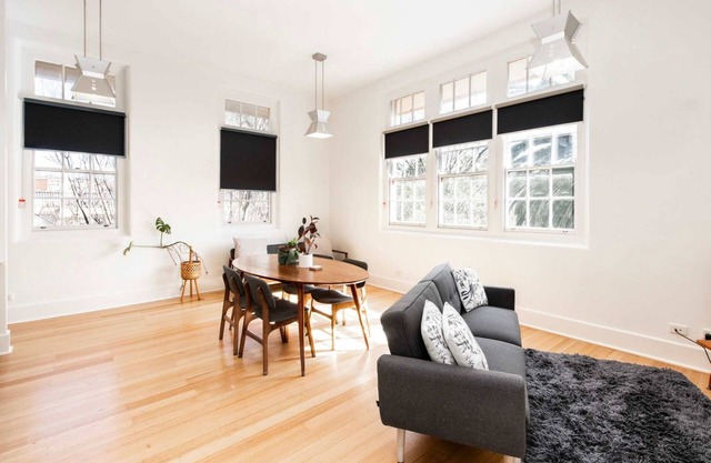 Chic 1BR Apartment in Peaceful Parkville