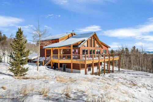Chic 5bedroom 4.5bath Secluded Mountain Cabin