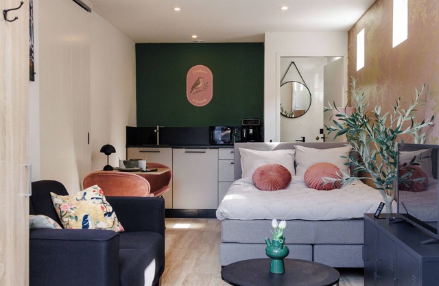 Chic and cozy overnight stay in Haastrecht! 15 minutes from Gouda and Oudewater.