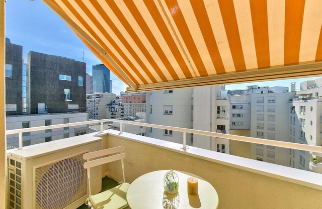 Chic and spacious apart with parking