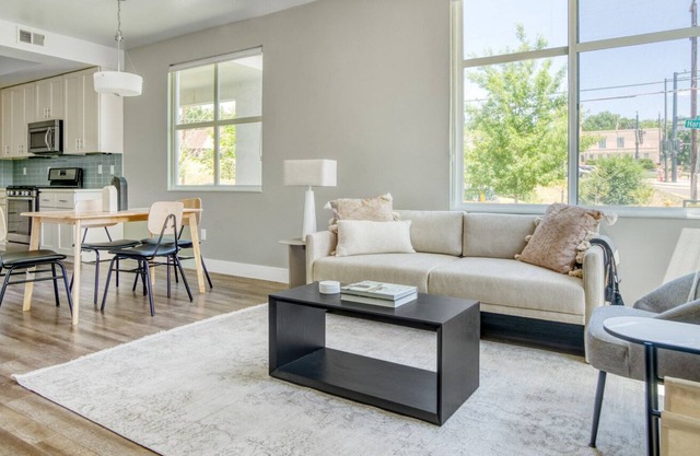 Chic Cherry Creek 3BR w/ W/D, next to Mall, by Blueground
