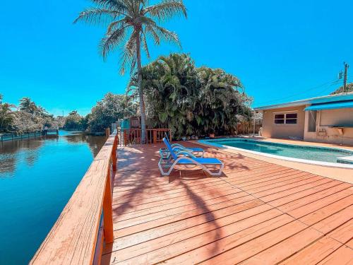 Chic Fort Lauderdale Escape Pool Waterfront