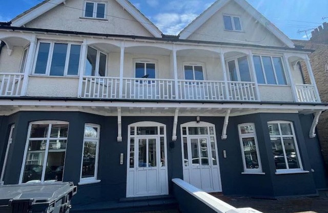 Chic Margate Apartment