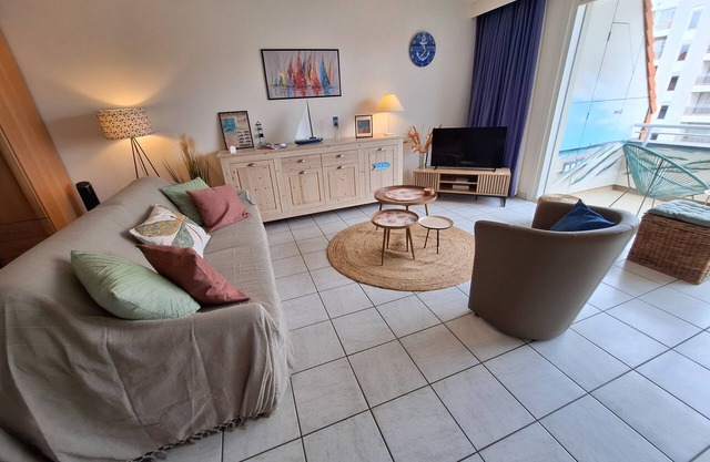 Chic studio with a garagebox in fantastic Nieuwpoort