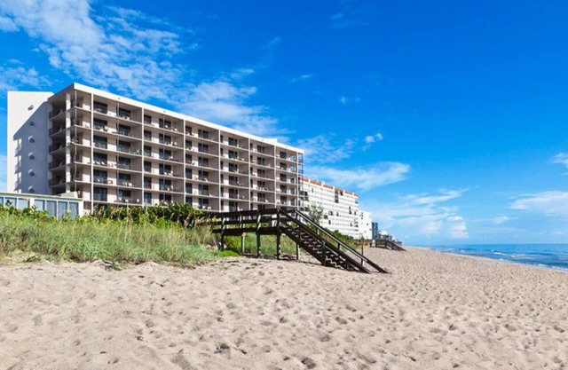 CHRISTMAS SPECIAL PRICE - Jensen Beach, Florida