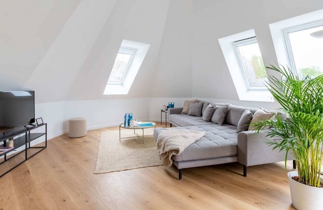 Churchill IV - Three Bedroom Apartment, Sleeps 6