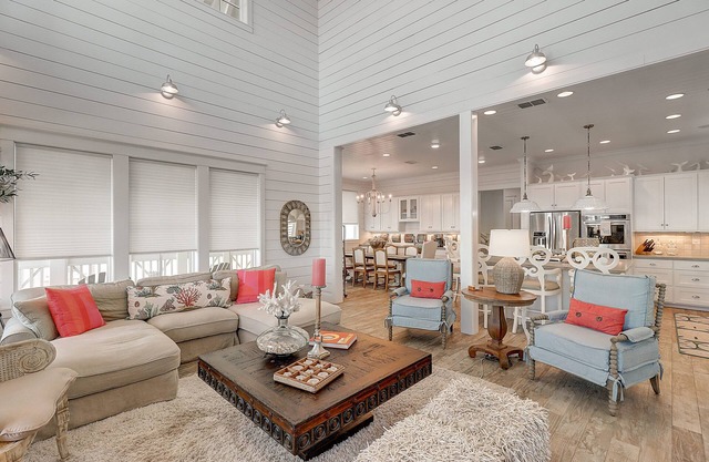 Cinnamon Shore Home w/Shabby-Chic Style, All King Beds & Nearby Dune Pool