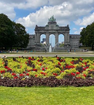 Cinquantenaire Appartement