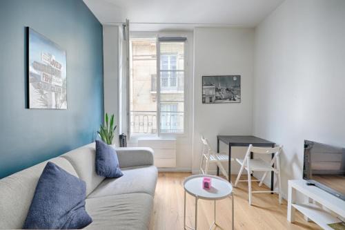Ciseaux 3G - SAINT GERMAIN DES PRES - Superbe appartement