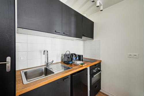 City Center l 15min from Eiffel Tower by Car