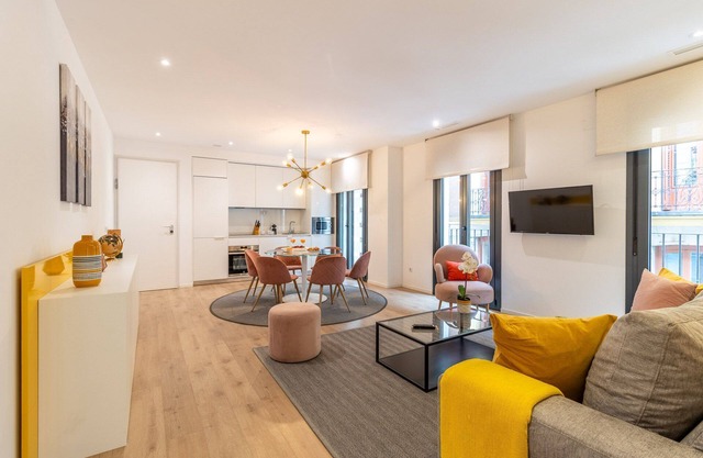 City Center Madrid for 4 pax (Espoz y Mina I)