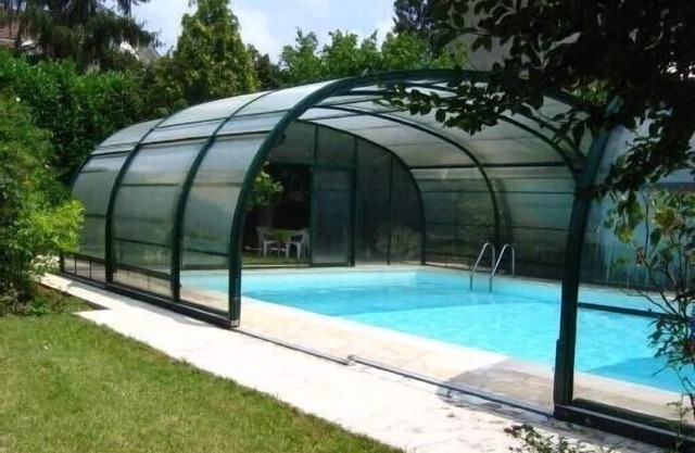 City, Quiet location on semi private road on Green Way of Périgueux, Dordogne