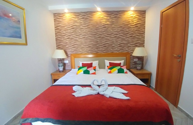 City Suites