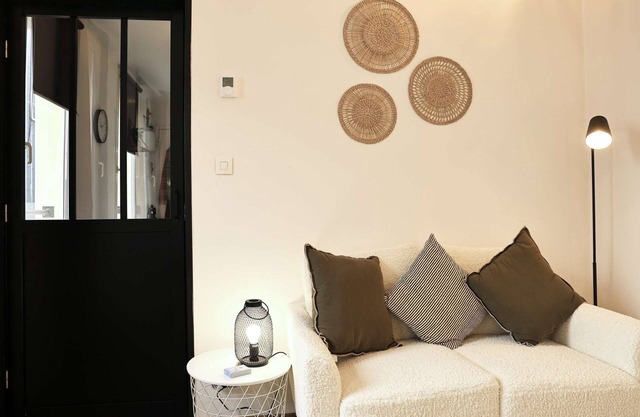 Clair Val (near beach)